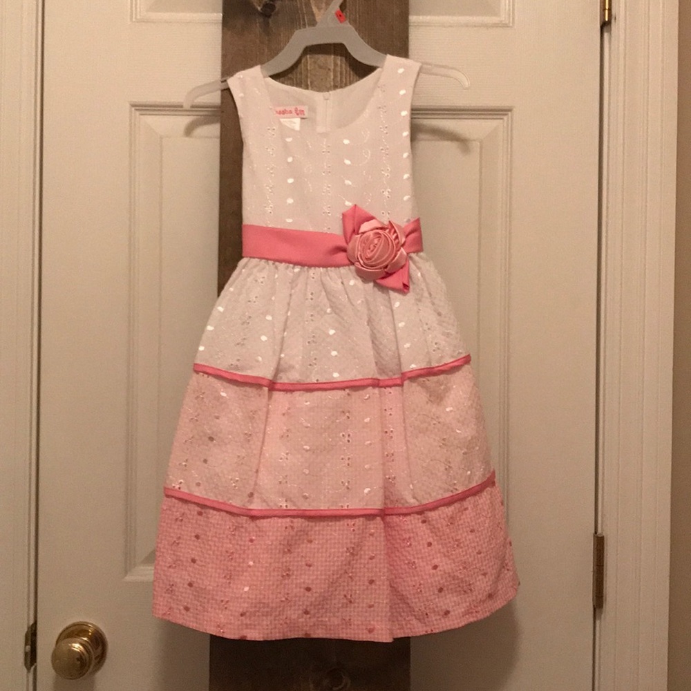 Girls size 6 dress